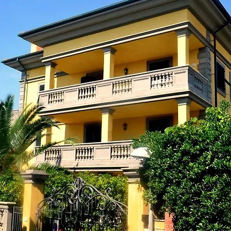 Appartamenti Fronte Mare Castiglioncello Exterior foto