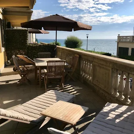 Appartamenti Fronte Mare Castiglioncello Quarto foto