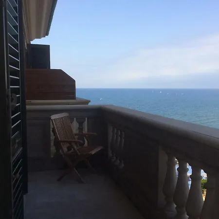 Appartamenti Fronte Mare Castiglioncello Exterior foto